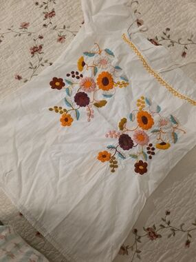 White Embroidered Floral Tunic - Multicolor Flowers